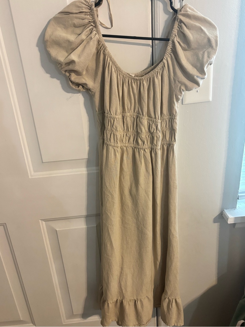 Neutral Cream Puff-Sleeve Midi Dress